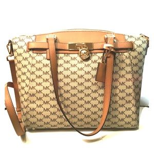 NEW Michael Kors Hamilton Traveler